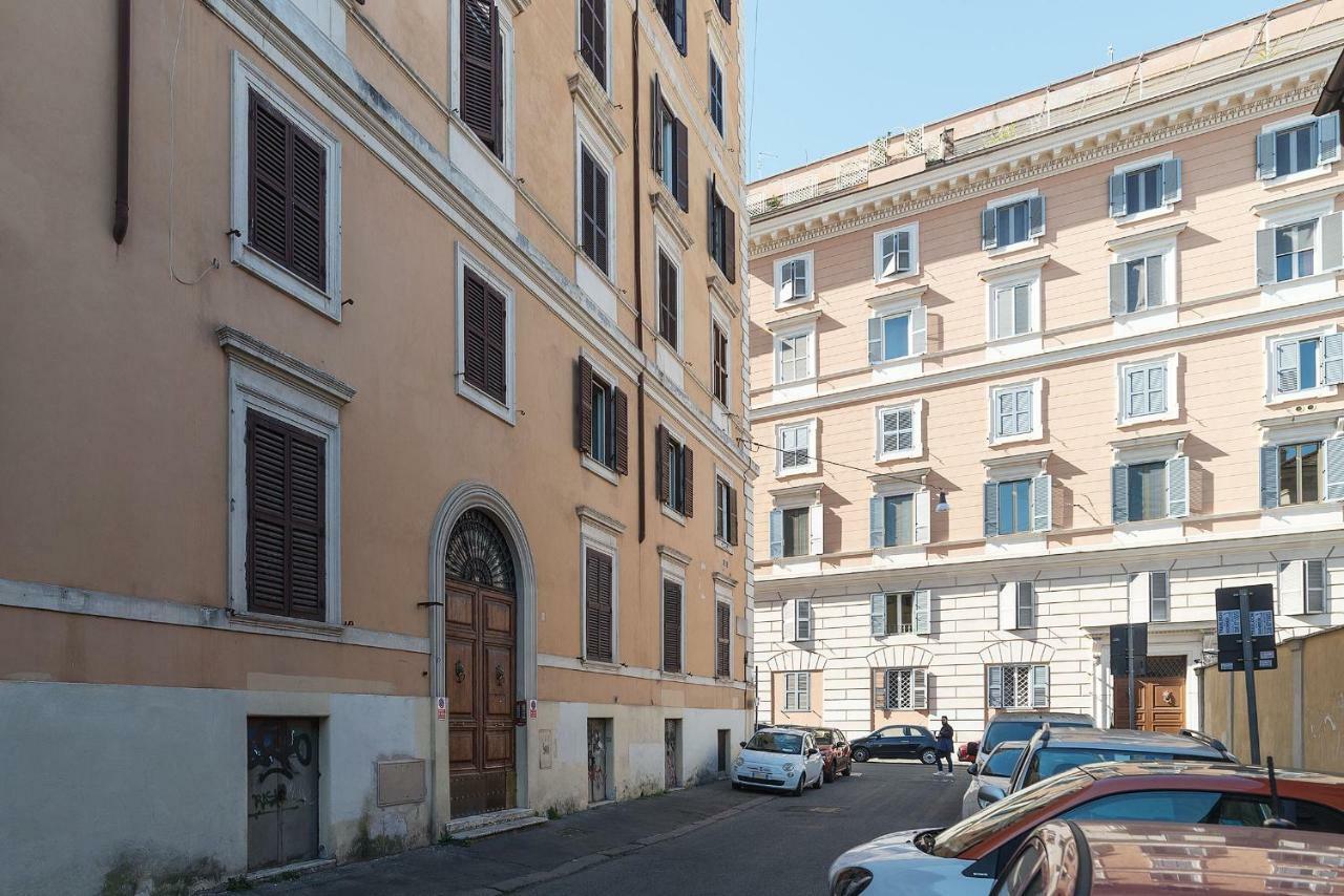 San Giovanni & Colosseo Roomy Flat Rome Extérieur photo
